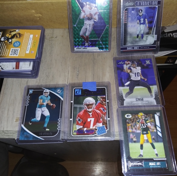 Nice qb lot with rookies